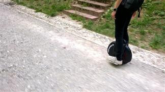 Airwheel Močan in hiter na vseh površinah!  ‪#‎TopWheels‬ ‪#‎Airwheel‬ ‪#‎Airwheelx8‬ - TopWheels