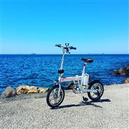 Airwheel R5 Electric Bike