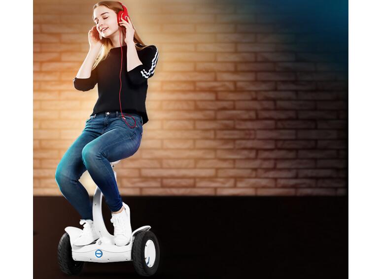 Airwheel S8 two wheel saddle-equipped scooter helps old people enjoy themselves totally without consuming too much strength. 