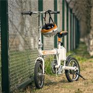 Airwheel R5 electric assist bike