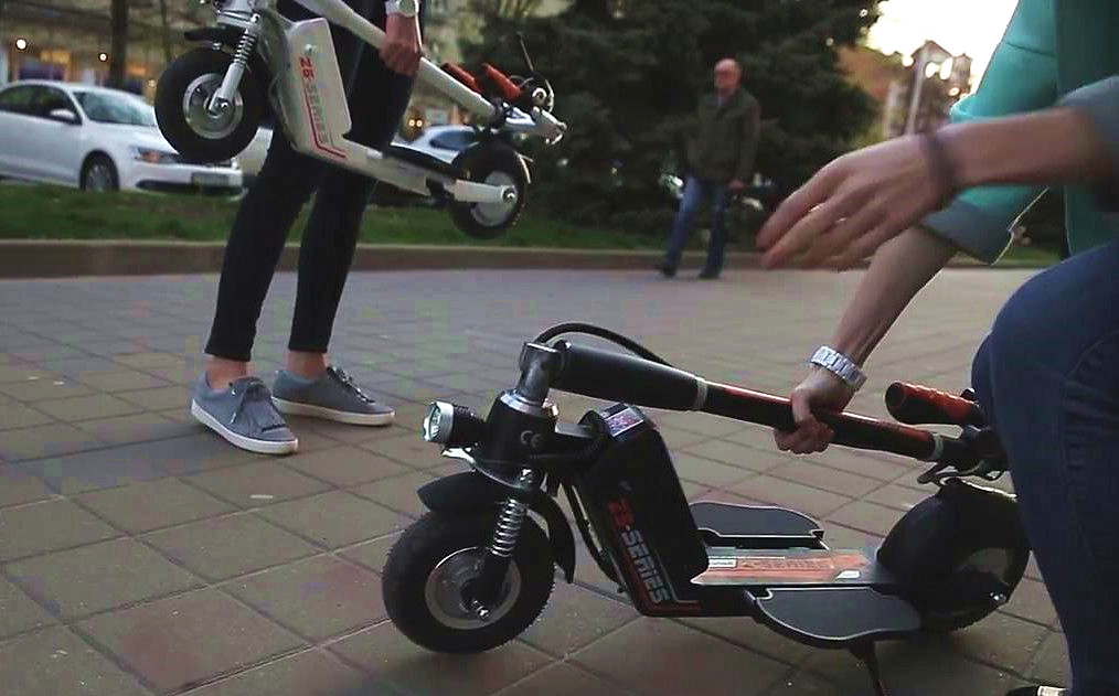 foldable electric scooter