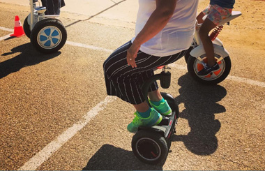 Airwheel S8 self-balancing scooter