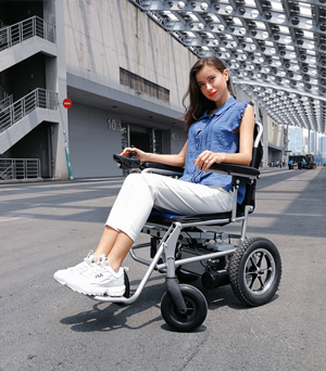 Airwheel H3Mini power wheelchair