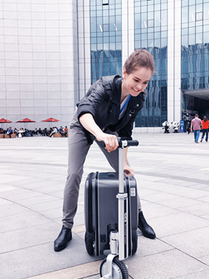 Airwheel SE3 scooter suitcase